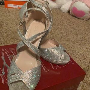 Silver Delicacy Heels